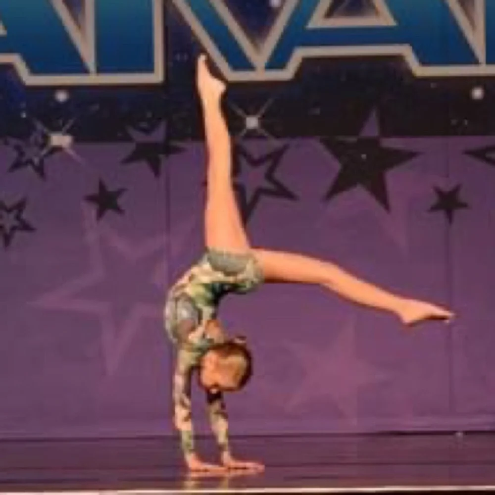 Gorgeous Competition Stoned Green & White Flowered Leo Youth Size 12